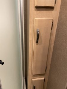 2018 Thor Ace 30.4 Bathroom Cabinets